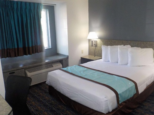 SureStay Hotel by Best Western Marienville image 5